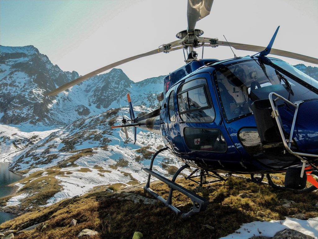 Vols touristiques - Pic de Belledone et/ou Massif Chartreuse - Mont Blanc Hélicoptères Grenoble